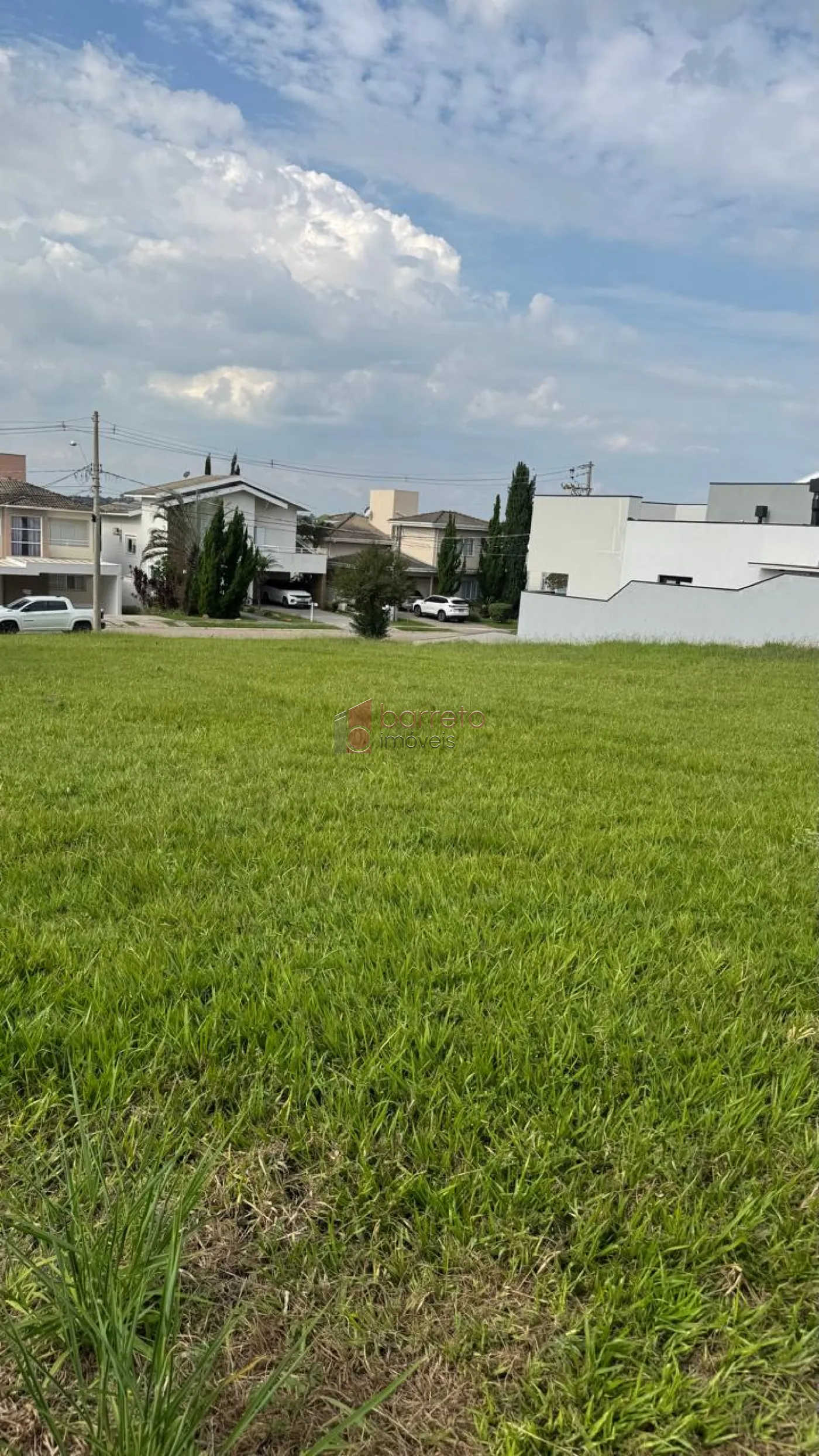 TERRENO À VENDA NO CONDOMÍNIO RESERVA DA SERRA EM JUNDIAÍ/SP