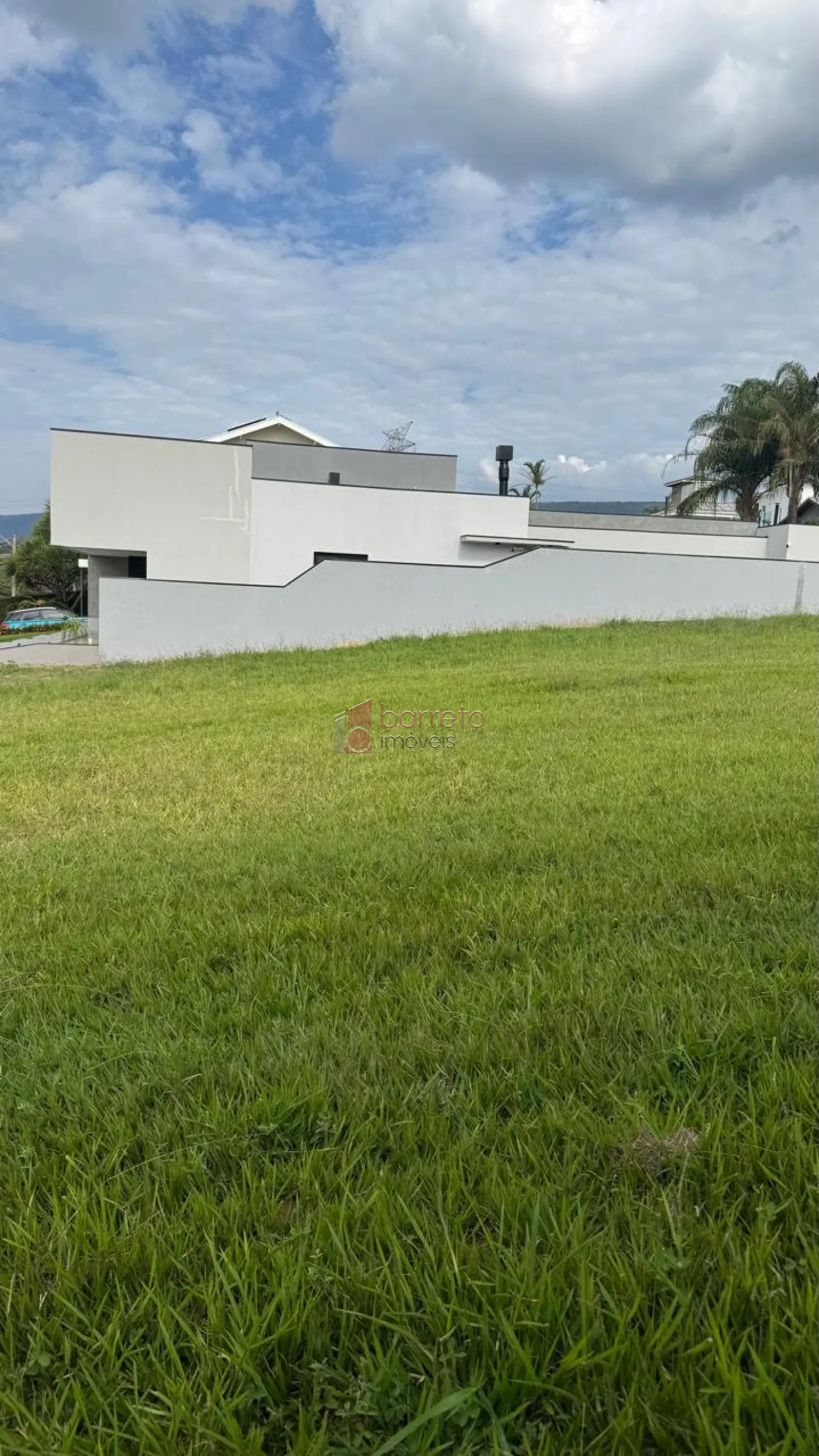 TERRENO À VENDA NO CONDOMÍNIO RESERVA DA SERRA EM JUNDIAÍ/SP