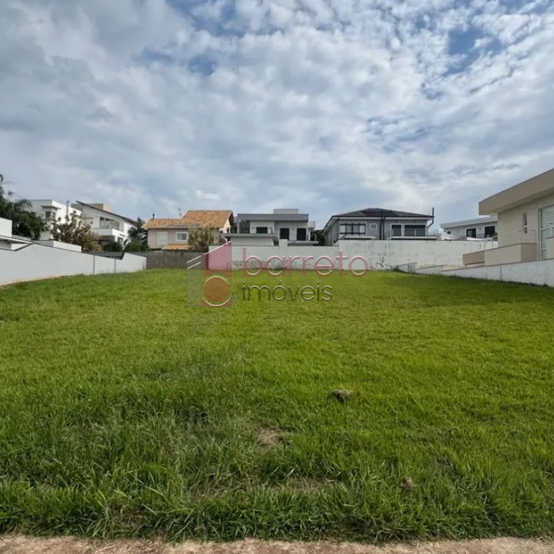TERRENO À VENDA NO CONDOMÍNIO RESERVA DA SERRA EM JUNDIAÍ/SP