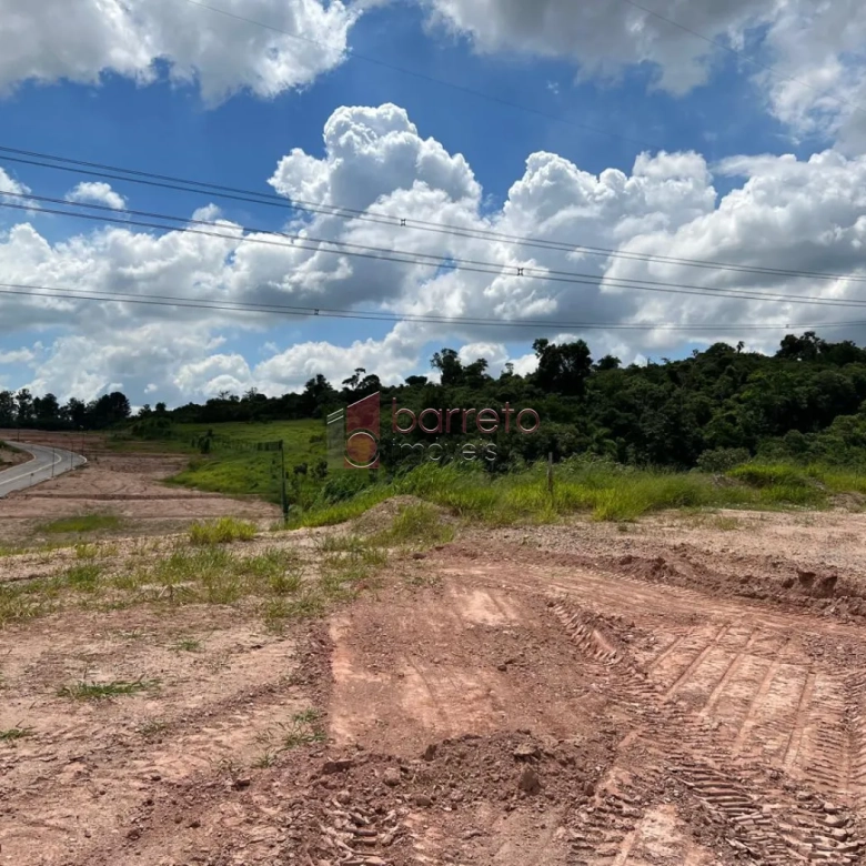 TERRENO À VENDA NO CONDOMÍNIO PORTAL DOS LAGOS – JUNDIAÍ/SP