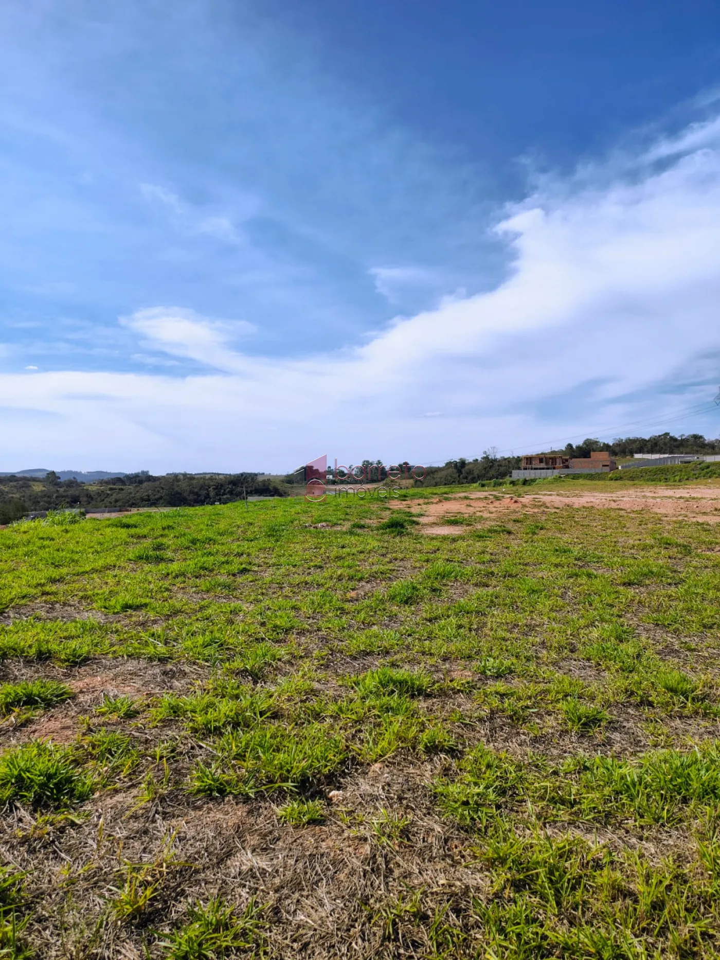 TERRENO À VENDA NO CONDOMÍNIO PORTAL DOS LAGOS EM JUNDIAÍ/SP