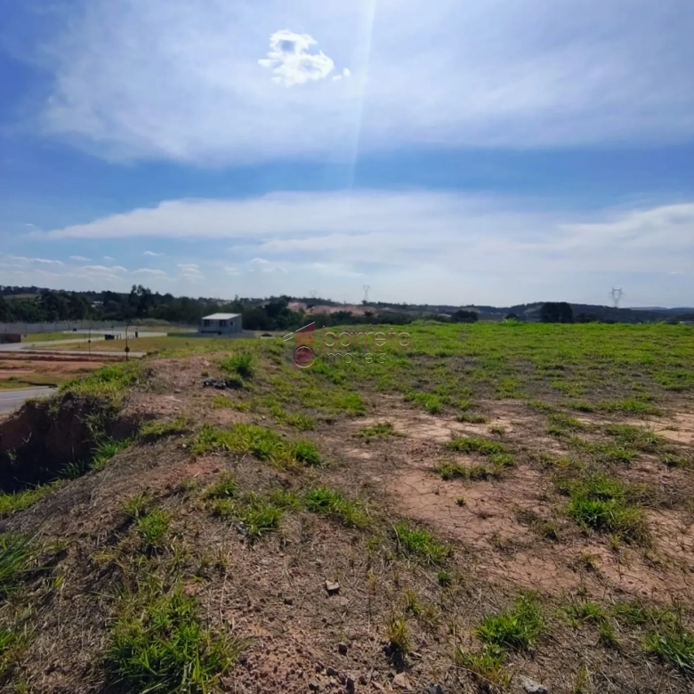 TERRENO À VENDA NO CONDOMÍNIO PORTAL DOS LAGOS EM JUNDIAÍ/SP