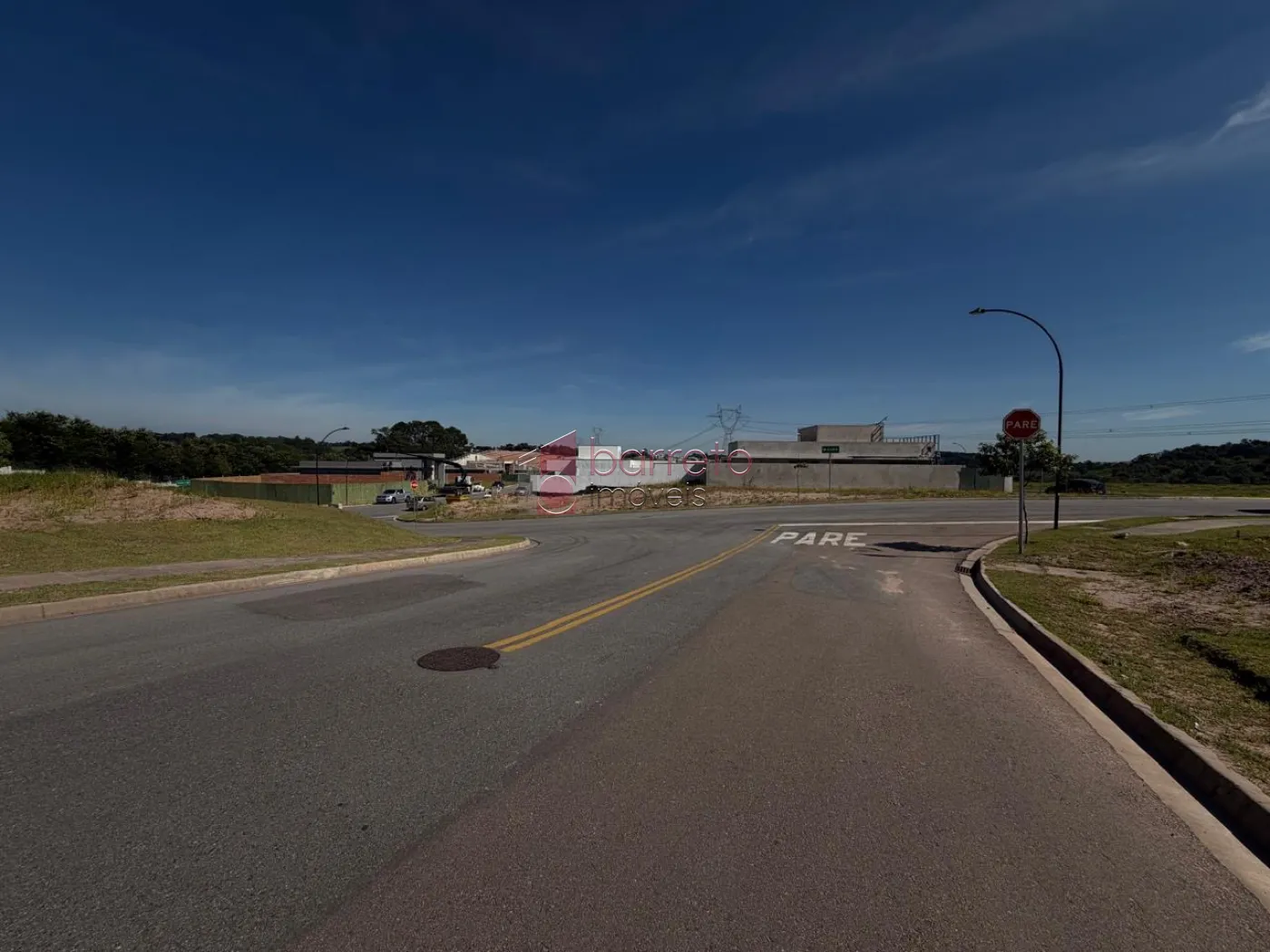TERRENO À VENDA NO CONDOMÍNIO PORTAL DOS LAGOS – JUNDIAÍ/SP