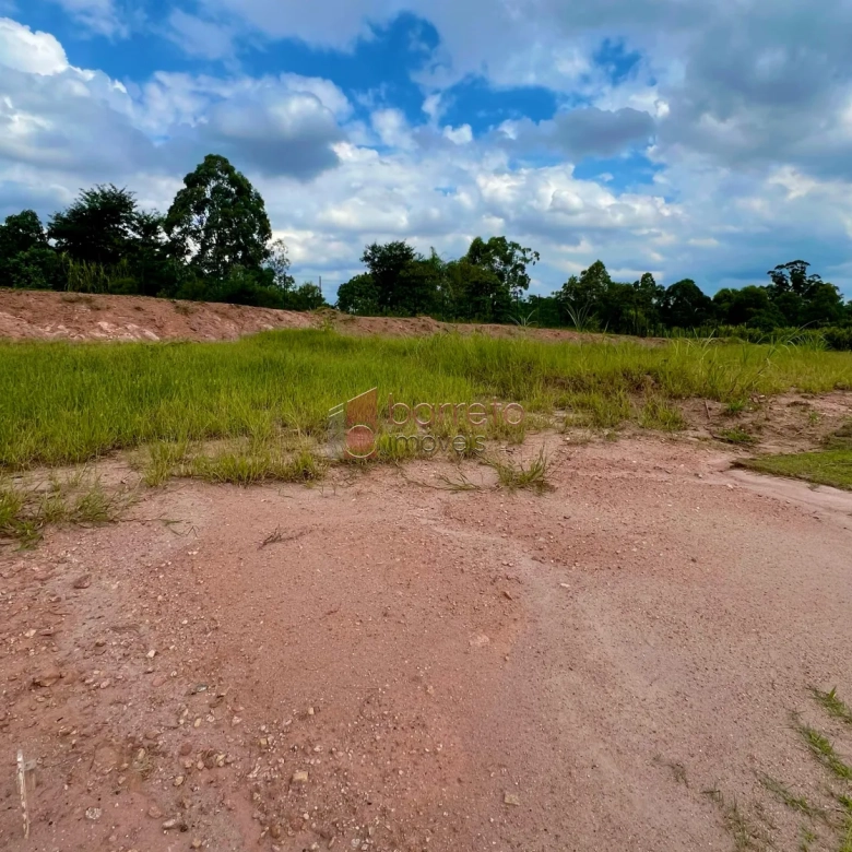 TERRENO PLANO À VENDA NO CONDOMÍNIO PORTAL DOS LAGOS EM JUNDIAÍ/SP