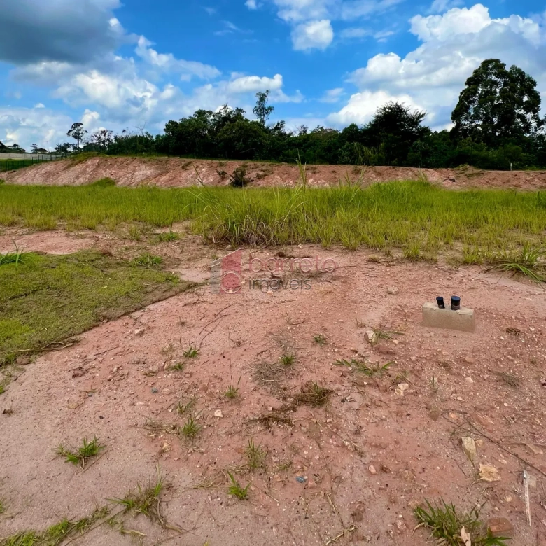 TERRENO PLANO À VENDA NO CONDOMÍNIO PORTAL DOS LAGOS EM JUNDIAÍ/SP