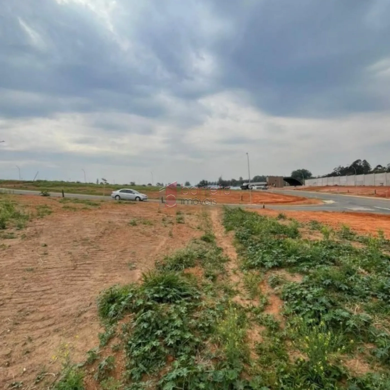 TERRENO À VENDA NO CONDOMÍNIO VILLAGGIO ENGORDADOURO – FASE 1 – JUNDIAÍ/SP