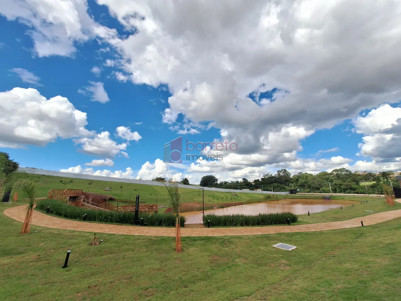 TERRENO À VENDA NO CONDOMÍNIO VILLAGGIO ENGORDADOURO EM JUNDIAÍ/SP