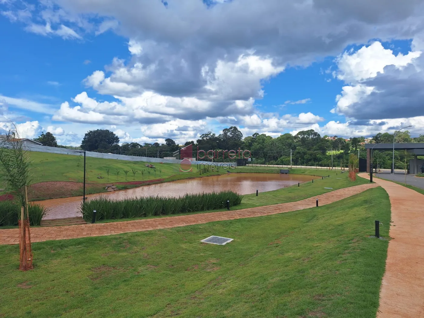 TERRENO À VENDA NO CONDOMÍNIO VILLAGGIO ENGORDADOURO EM JUNDIAÍ/SP
