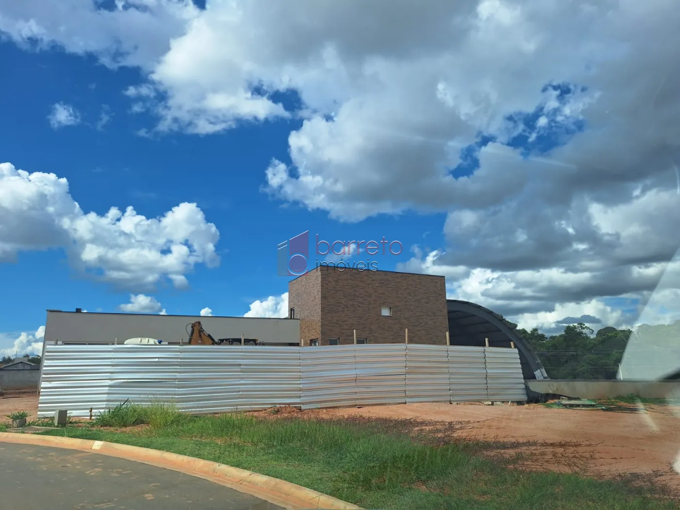 TERRENO À VENDA NO CONDOMÍNIO VILLAGGIO ENGORDADOURO EM JUNDIAÍ/SP