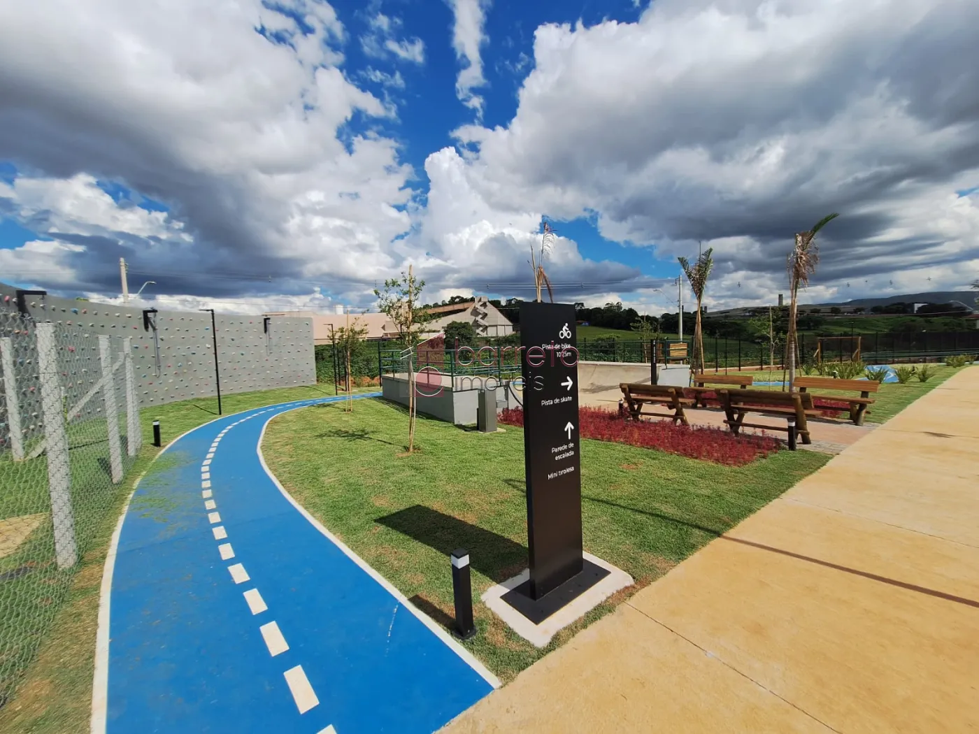 TERRENO À VENDA NO CONDOMÍNIO VILLAGGIO ENGORDADOURO EM JUNDIAÍ/SP