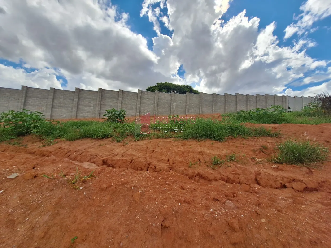 TERRENO À VENDA NO CONDOMÍNIO VILLAGGIO ENGORDADOURO EM JUNDIAÍ/SP