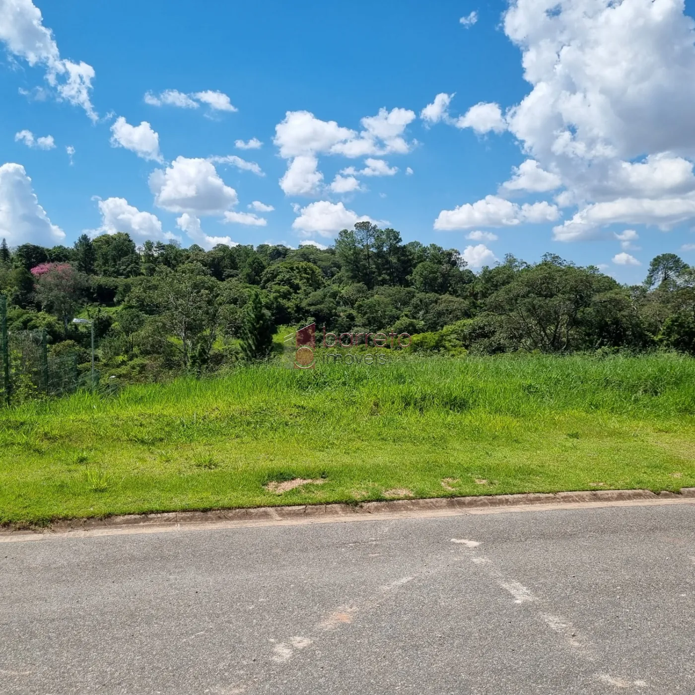 TERRENO PARA VENDA NO CONDOMÍNIO BOSQUE DO HORTO – JUNDIAÍ/SP