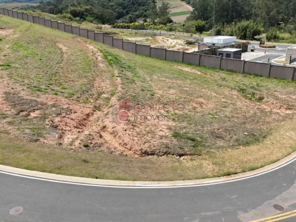 TERRENO À VENDA NO CONDOMÍNIO TAMBORÉ EM JUNDIAÍ/SP