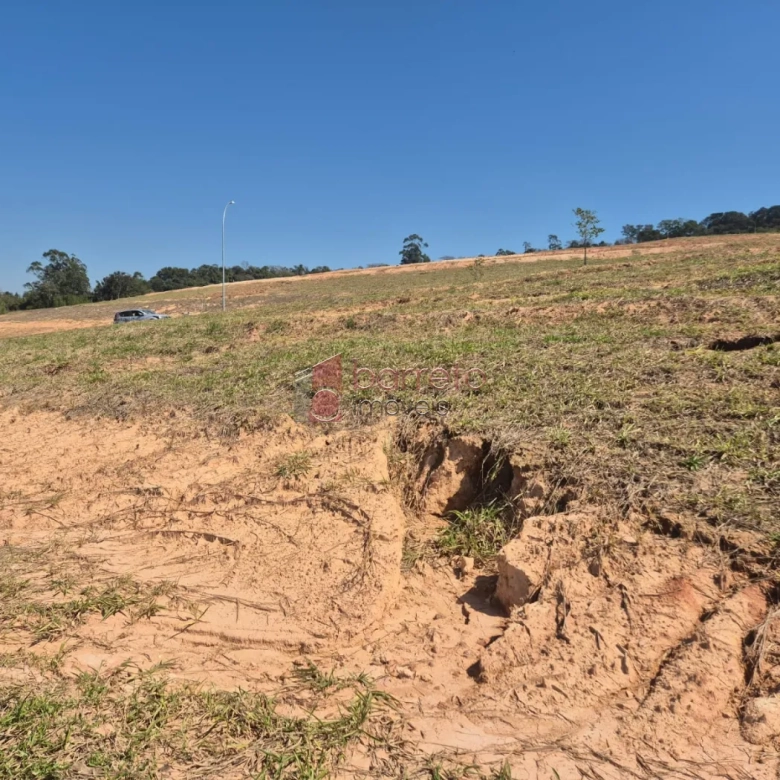 TERRENO À VENDA NO CONDOMÍNIO TAMBORÉ EM JUNDIAÍ/SP