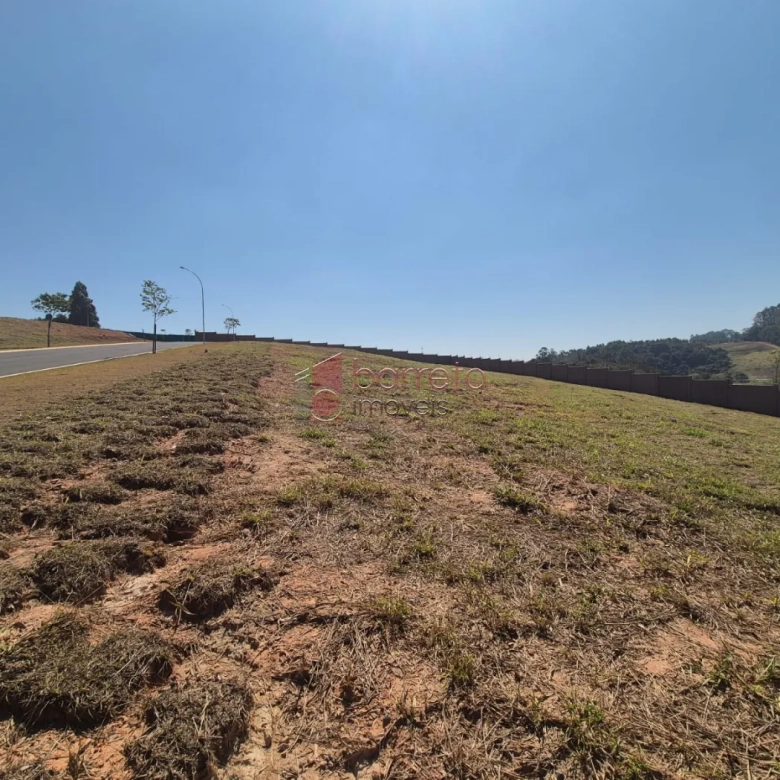 TERRENO À VENDA NO CONDOMÍNIO TAMBORÉ EM JUNDIAÍ/SP