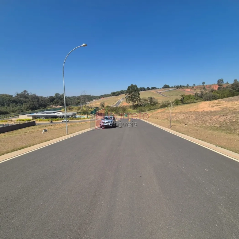 TERRENO À VENDA NO CONDOMÍNIO TAMBORÉ EM JUNDIAÍ/SP