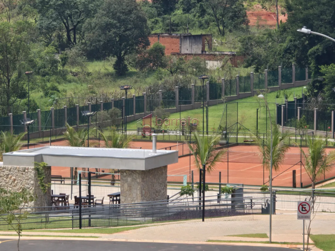TERRENO À VENDA NO CONDOMÍNIO TAMBORÉ – JUNDIAÍ/SP