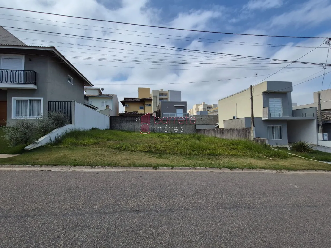 TERRENO À VENDA NO CONDOMÍNIO VILLAGGIO DI SAN FRANCISCO – MEDEIROS – JUNDIAÍ/SP