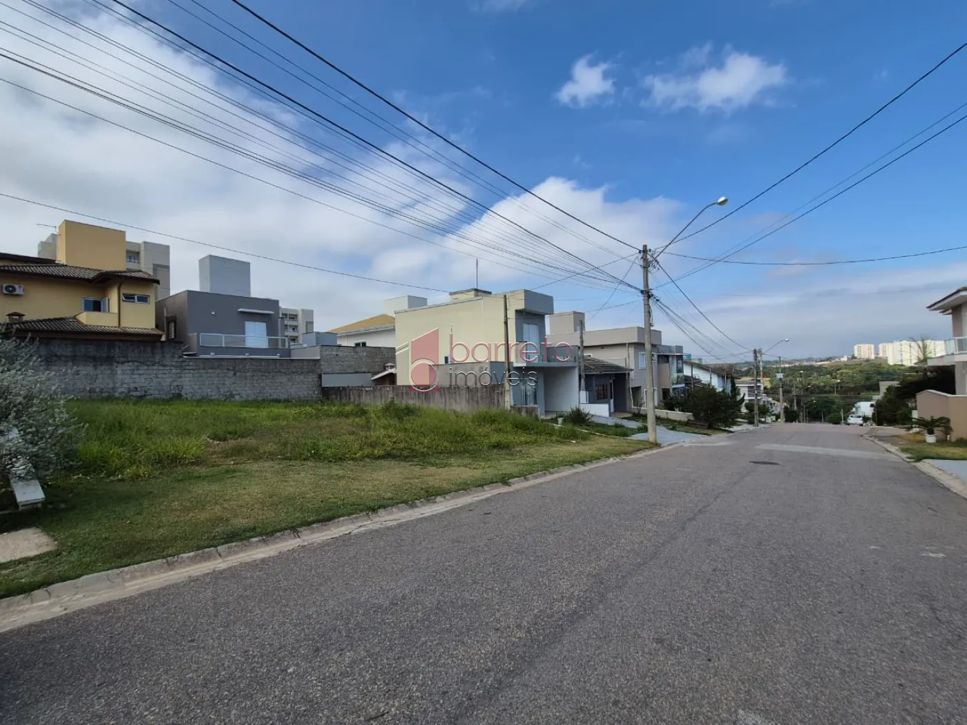 TERRENO À VENDA NO CONDOMÍNIO VILLAGGIO DI SAN FRANCISCO – MEDEIROS – JUNDIAÍ/SP