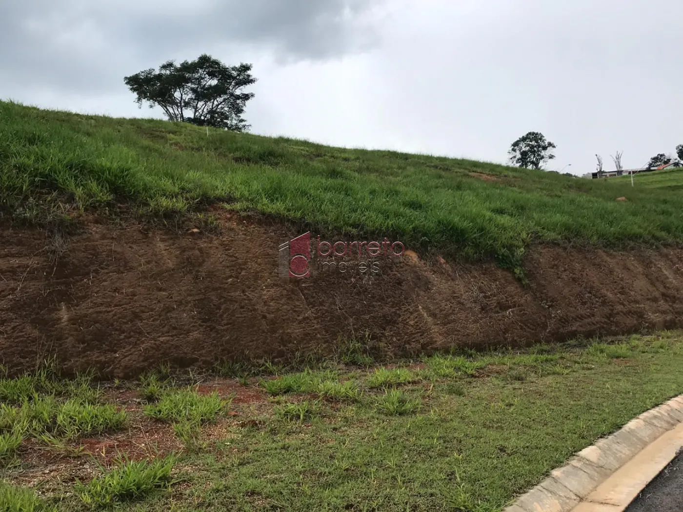 TERRENO PARA VENDA NO CONDOMÍNIO TERRAS DO CAXAMBU – JUNDIAÍ/SP