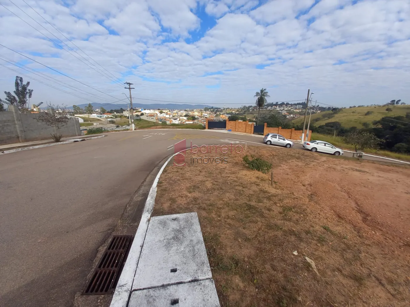 TERRENO À VENDA NO CONDOMÍNIO PORTAL DO SOL EM JUNDIAÍ/SP