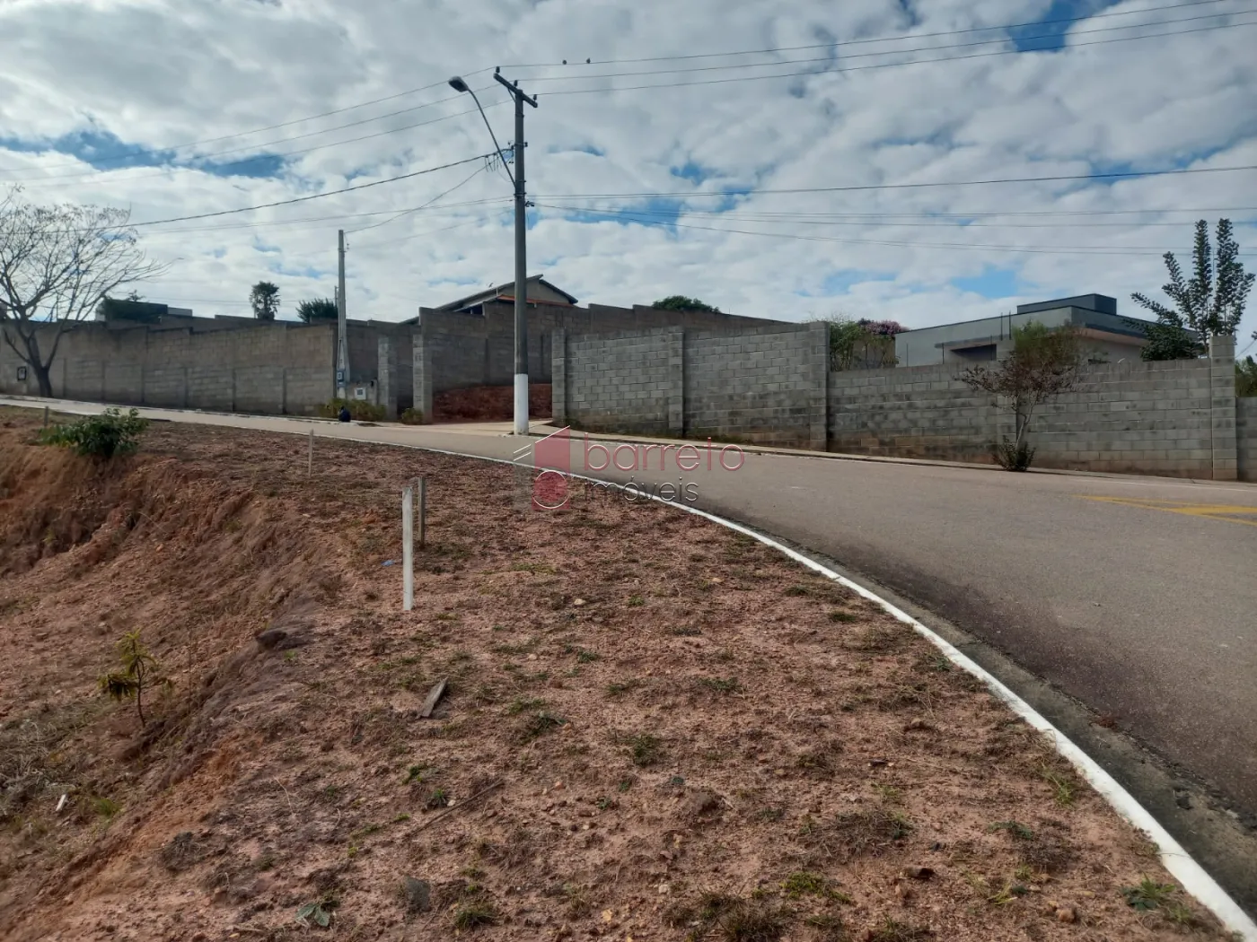 TERRENO À VENDA NO CONDOMÍNIO PORTAL DO SOL EM JUNDIAÍ/SP