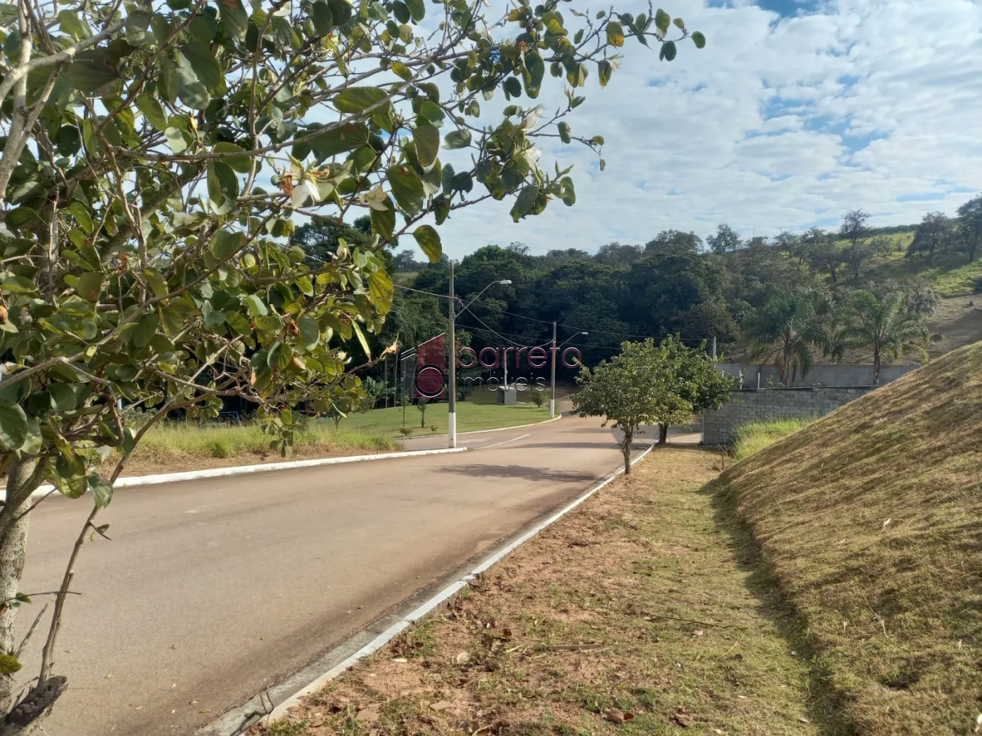 TERRENO À VENDA NO CONDOMÍNIO PORTAL DO SOL EM JUNDIAÍ/SP