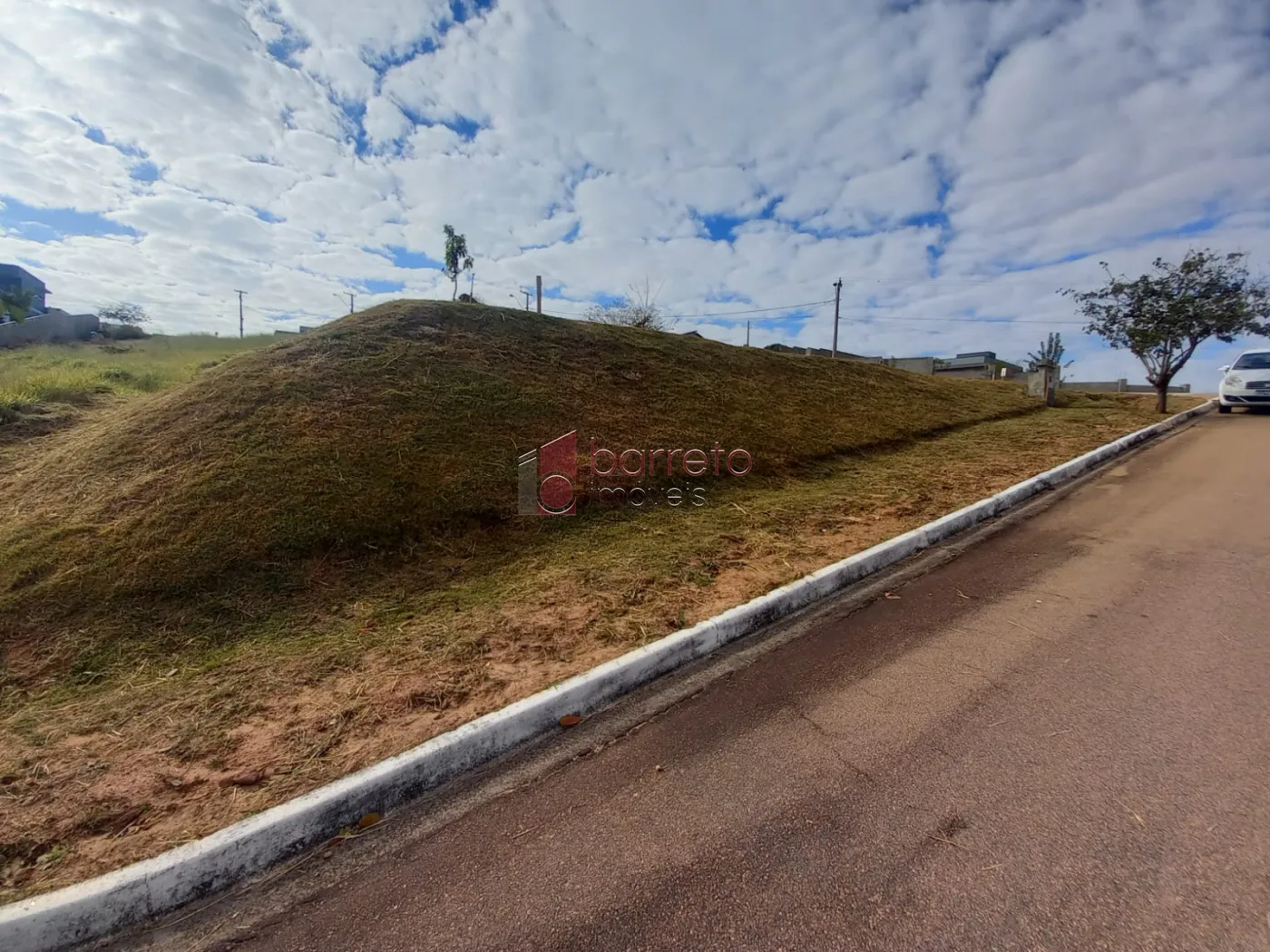 TERRENO À VENDA NO CONDOMÍNIO PORTAL DO SOL EM JUNDIAÍ/SP