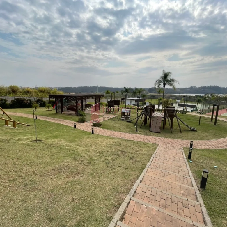 TERRENO A VENDA NO CONDOMÍNIO BOSQUE DO HORTO – JUNDIAÍ/SP