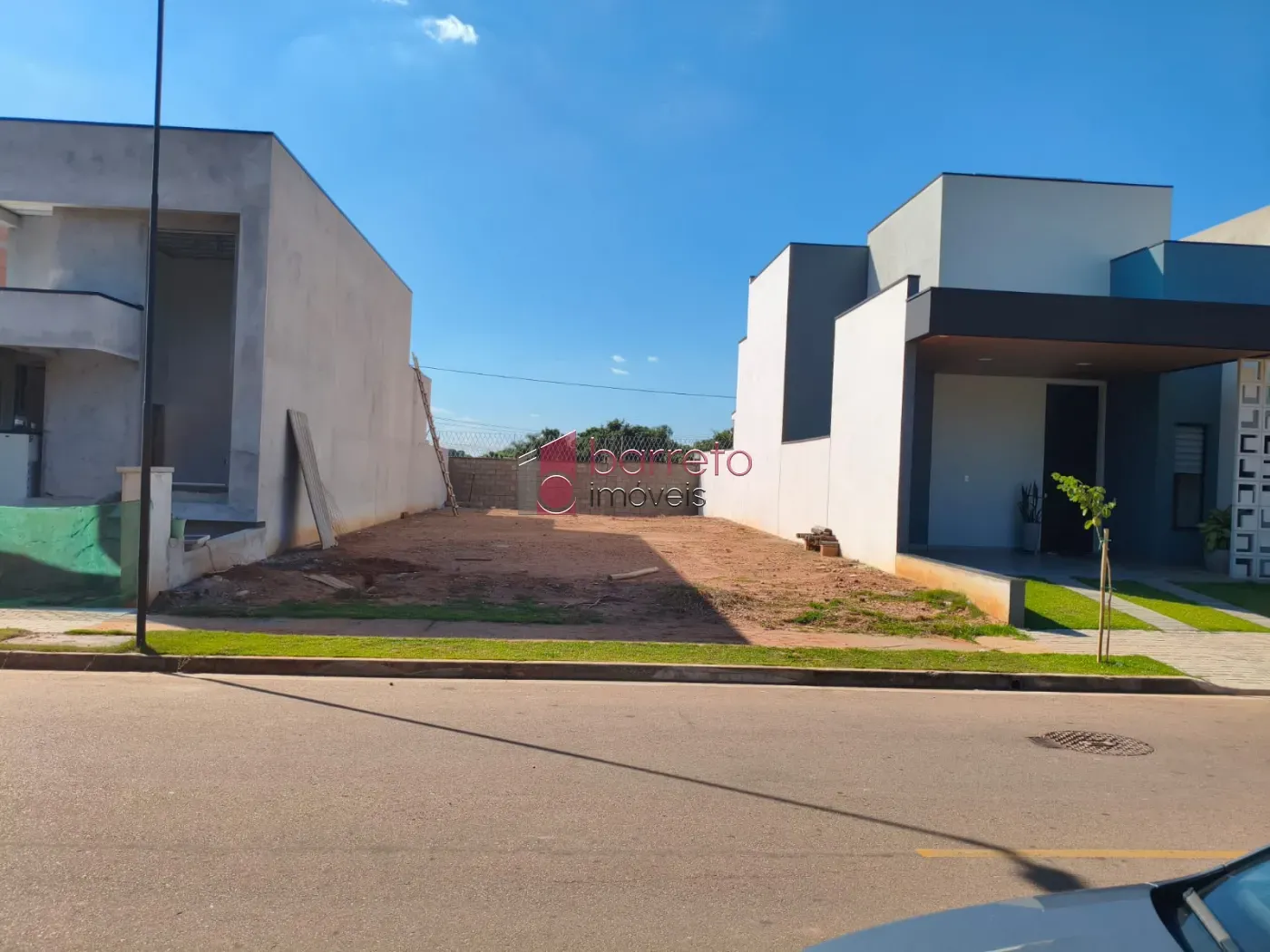 EXCELENTE TERRENO À VENDA NO CONDOMÍNIO CAMPOS DE MEDEIROS EM JUNDIAÍ/SP