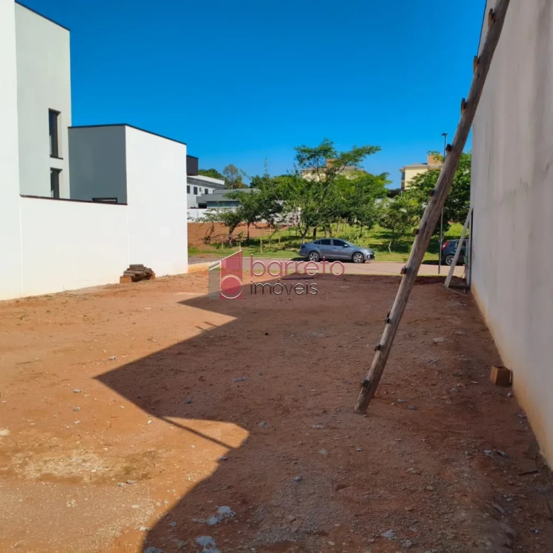 EXCELENTE TERRENO À VENDA NO CONDOMÍNIO CAMPOS DE MEDEIROS EM JUNDIAÍ/SP
