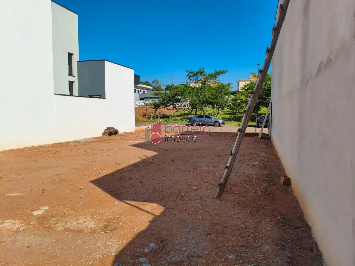 EXCELENTE TERRENO À VENDA NO CONDOMÍNIO CAMPOS DE MEDEIROS EM JUNDIAÍ/SP