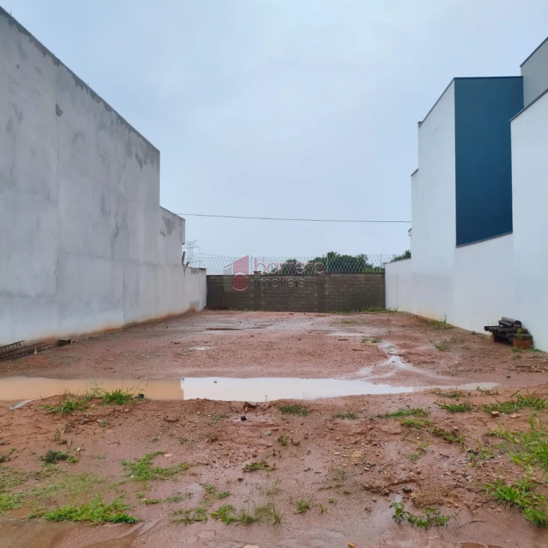 EXCELENTE TERRENO À VENDA NO CONDOMÍNIO CAMPOS DE MEDEIROS EM JUNDIAÍ/SP