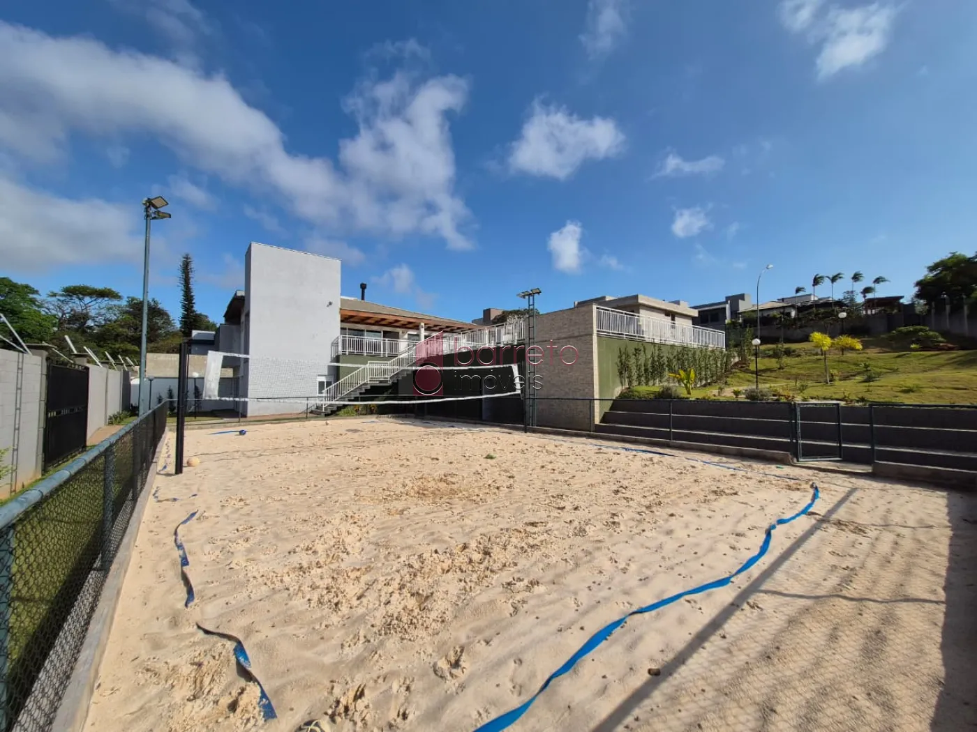 TERRENO À VENDA NO CONDOMÍNIO PARQUE DAS CAMÉLIAS – MEDEIROS – JUNDIAÍ/SP