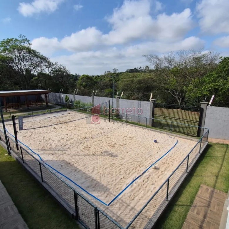 TERRENO À VENDA NO CONDOMÍNIO PARQUE DAS CAMÉLIAS – MEDEIROS – JUNDIAÍ/SP