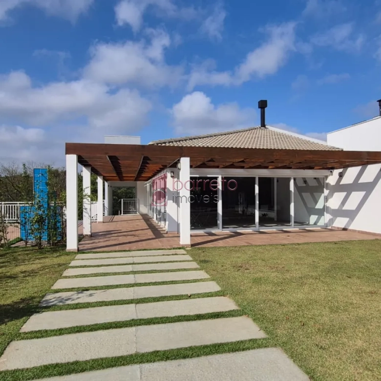 TERRENO À VENDA NO CONDOMÍNIO PARQUE DAS CAMÉLIAS – MEDEIROS – JUNDIAÍ/SP