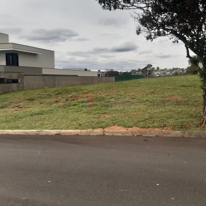 TERRENO À VENDA CONDOMÍNIO QUINTA DAS PAINEIRAS – JUNDIAÍ/SP
