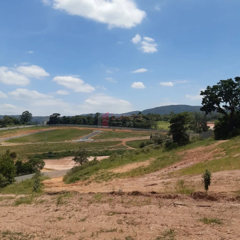 TERRENO À VENDA NO RESIDENCIAL LAGO AZUL – RECANTO QUARTO CENTENÁRIO – JUNDIAÍ/SP