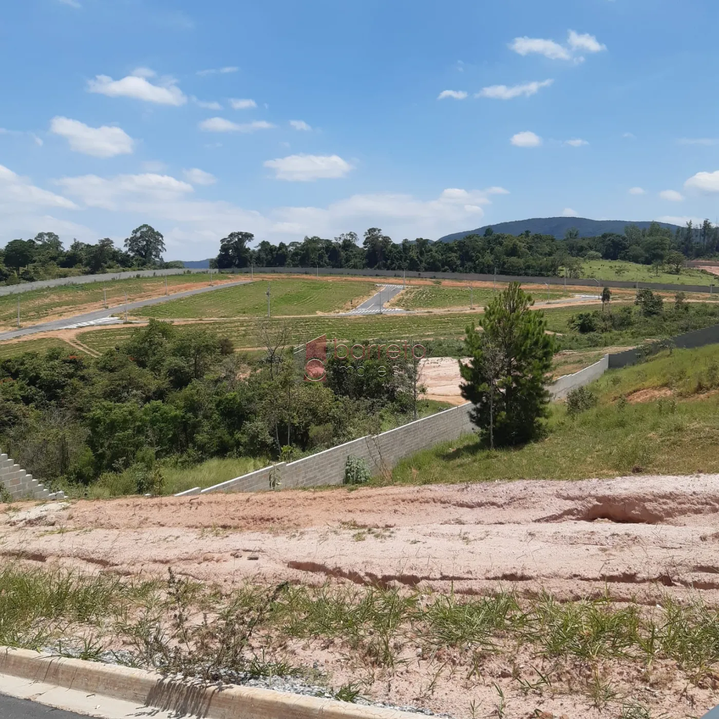 TERRENO À VENDA NO RESIDENCIAL LAGO AZUL – RECANTO QUARTO CENTENÁRIO – JUNDIAÍ/SP