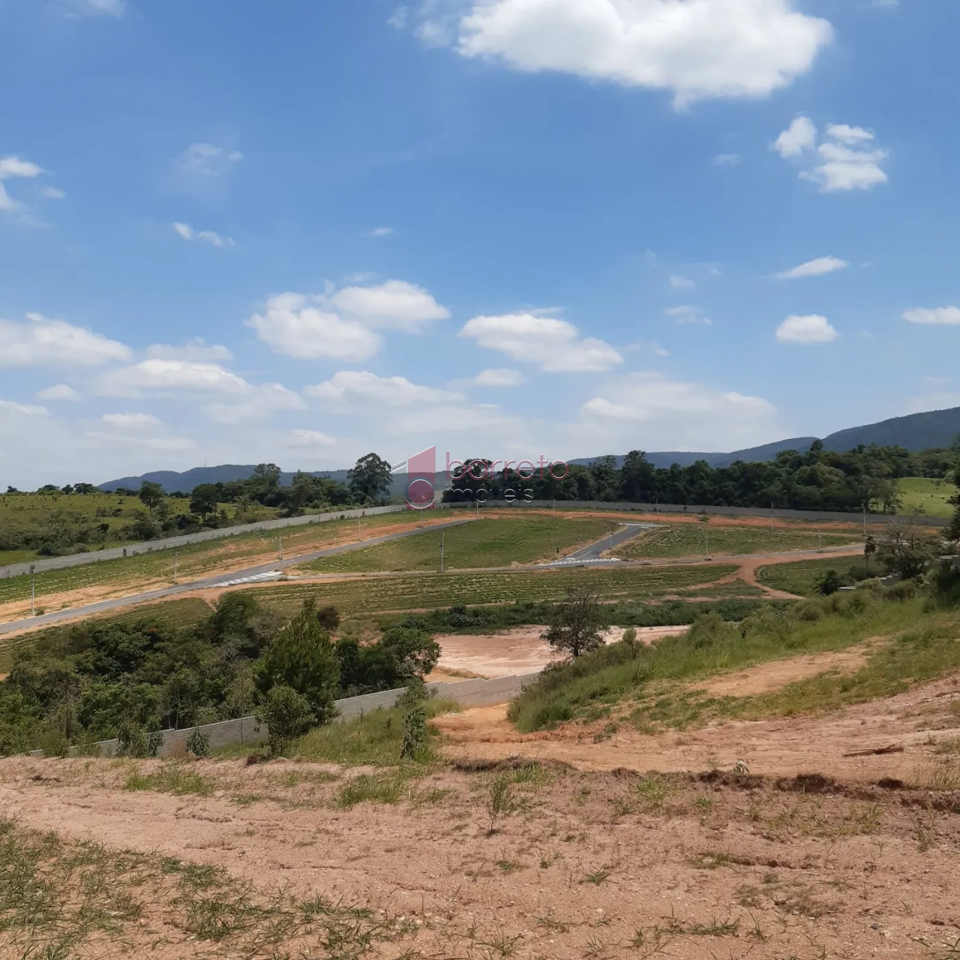 TERRENO À VENDA NO RESIDENCIAL LAGO AZUL – RECANTO QUARTO CENTENÁRIO – JUNDIAÍ/SP
