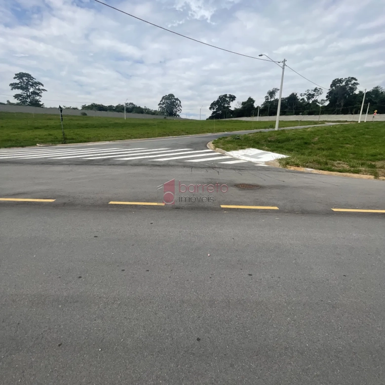 TERRENO À VENDA NO CONDOMÍNIO RESIDENCIAL LAGO AZUL – JUNDIAÍ/SP
