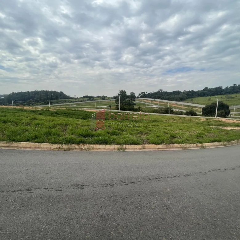 TERRENO À VENDA NO CONDOMÍNIO RESIDENCIAL LAGO AZUL – JUNDIAÍ/SP