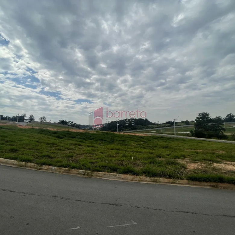 TERRENO À VENDA NO CONDOMÍNIO RESIDENCIAL LAGO AZUL – JUNDIAÍ/SP
