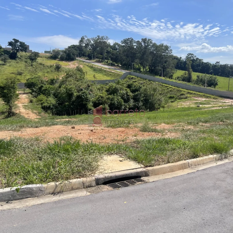 TERRENO À VENDA NO CONDOMÍNIO RESIDENCIAL LAGO AZUL – JUNDIAÍ/SP