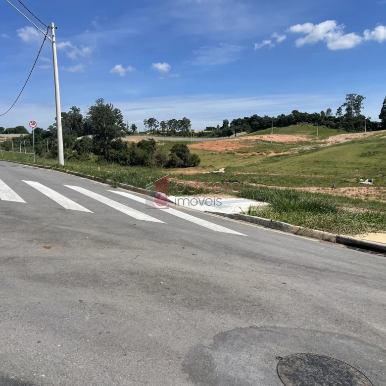 TERRENO À VENDA NO CONDOMÍNIO RESIDENCIAL LAGO AZUL – JUNDIAÍ/SP