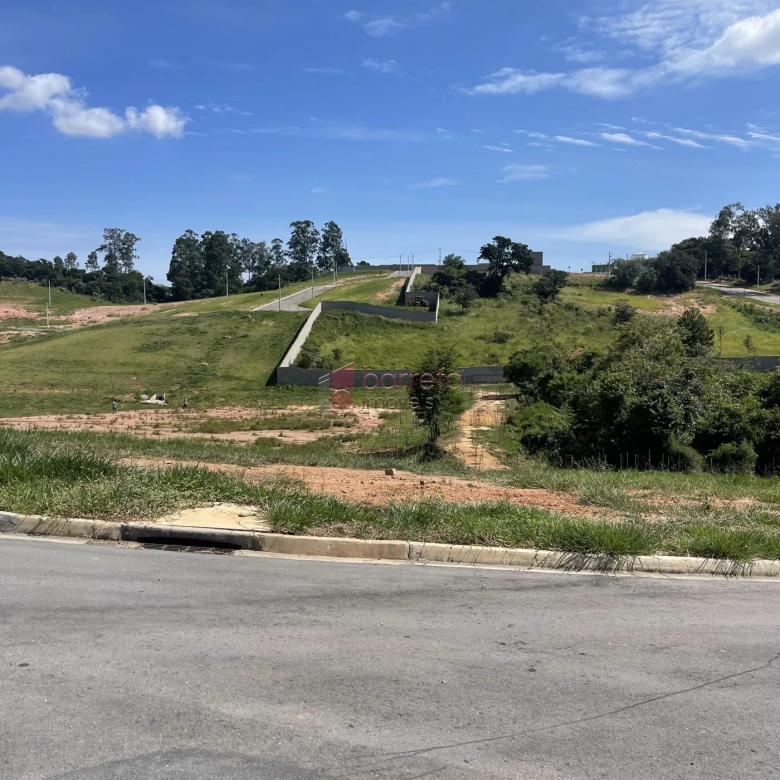 TERRENO À VENDA NO CONDOMÍNIO RESIDENCIAL LAGO AZUL – JUNDIAÍ/SP