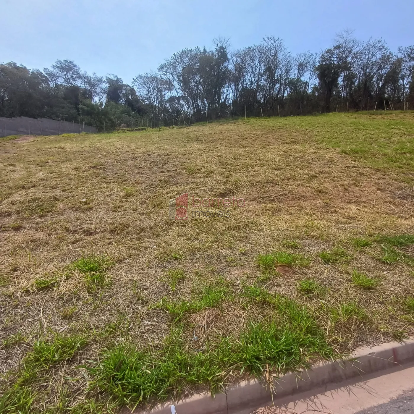 TERRENO À VENDA NO CONDOMÍNIO LAGO AZUL – ITUPEVA/SP
