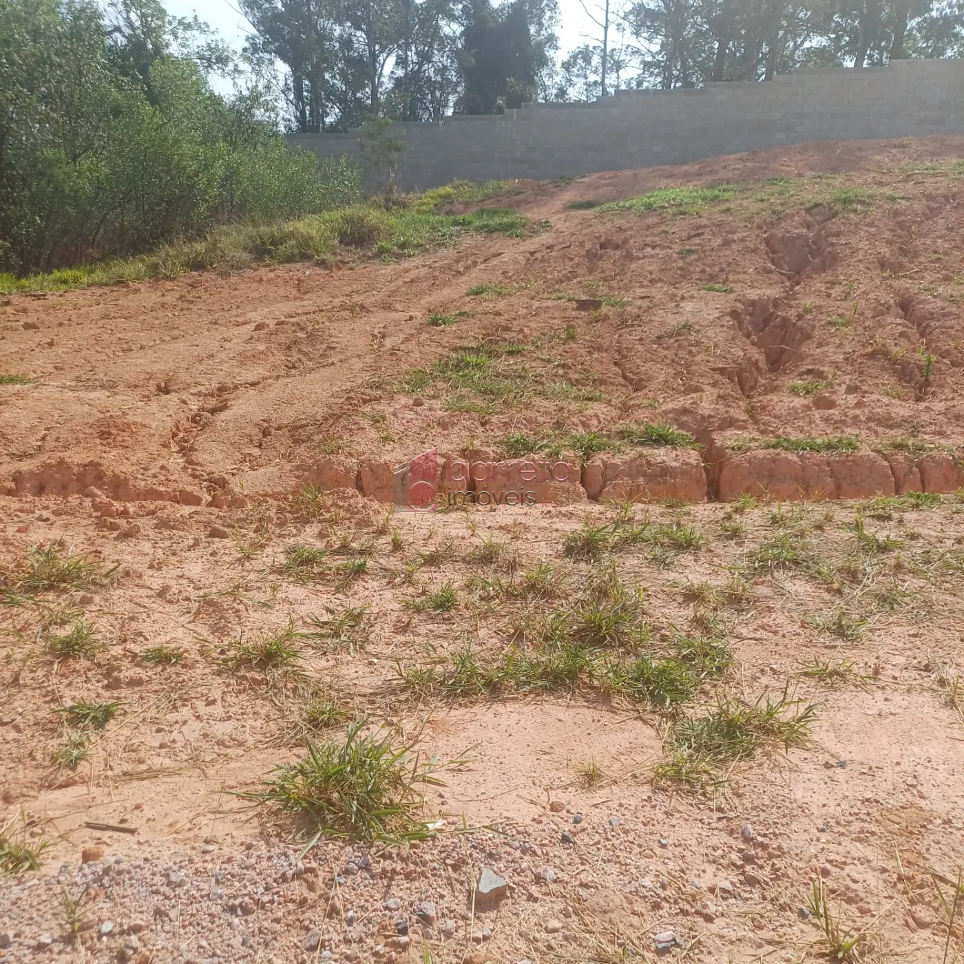 TERRENO À VENDA NO CONDOMÍNIO LAGO AZUL – JUNDIAÍ/SP