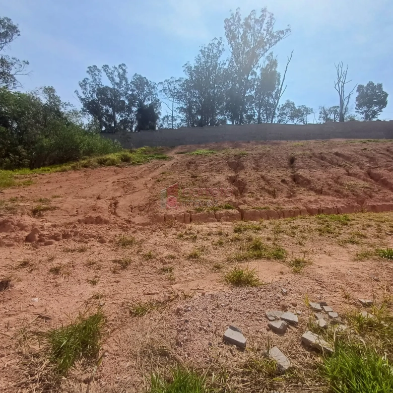 TERRENO À VENDA NO CONDOMÍNIO LAGO AZUL – JUNDIAÍ/SP