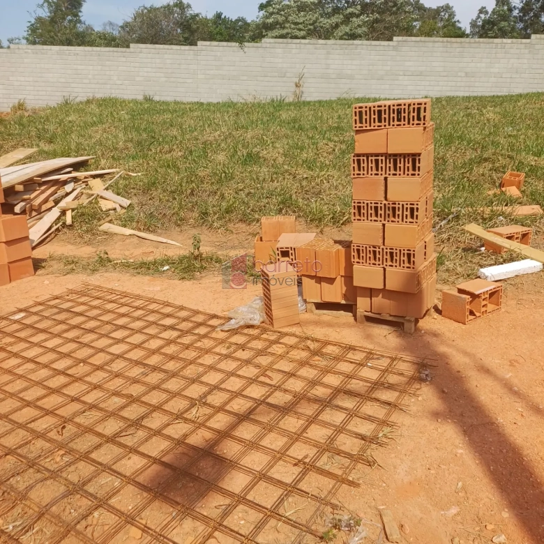 TERRENO À VENDA NO CONDOMÍNIO LAGO AZUL – JUNDIAÍ/SP